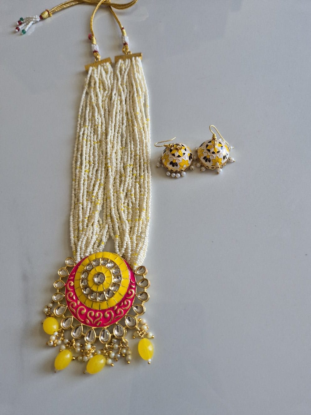 Kundan pearl golden Necklace