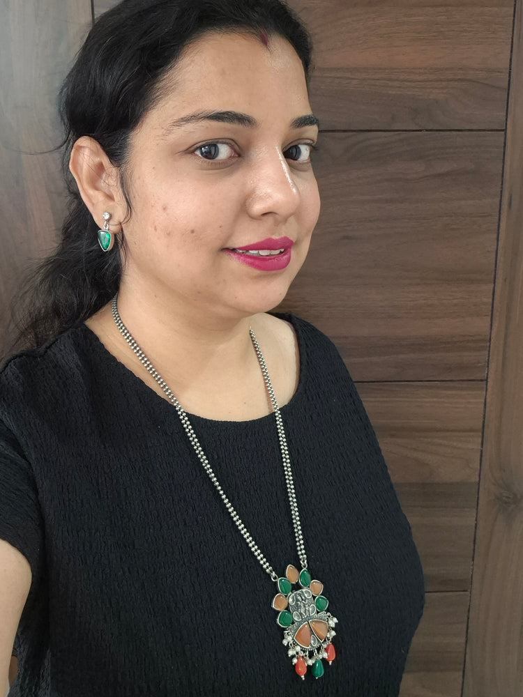 Long necklace