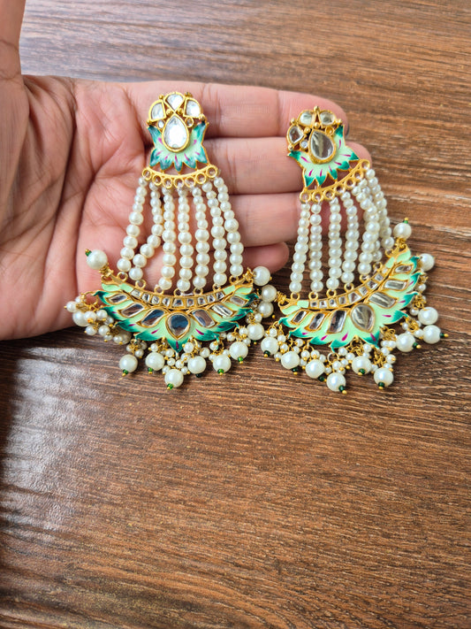 Pearl earings