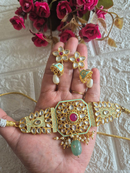 Kundan choker