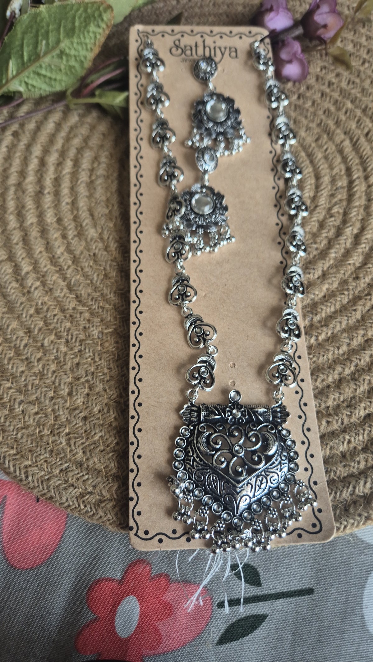 Oxidized necklace