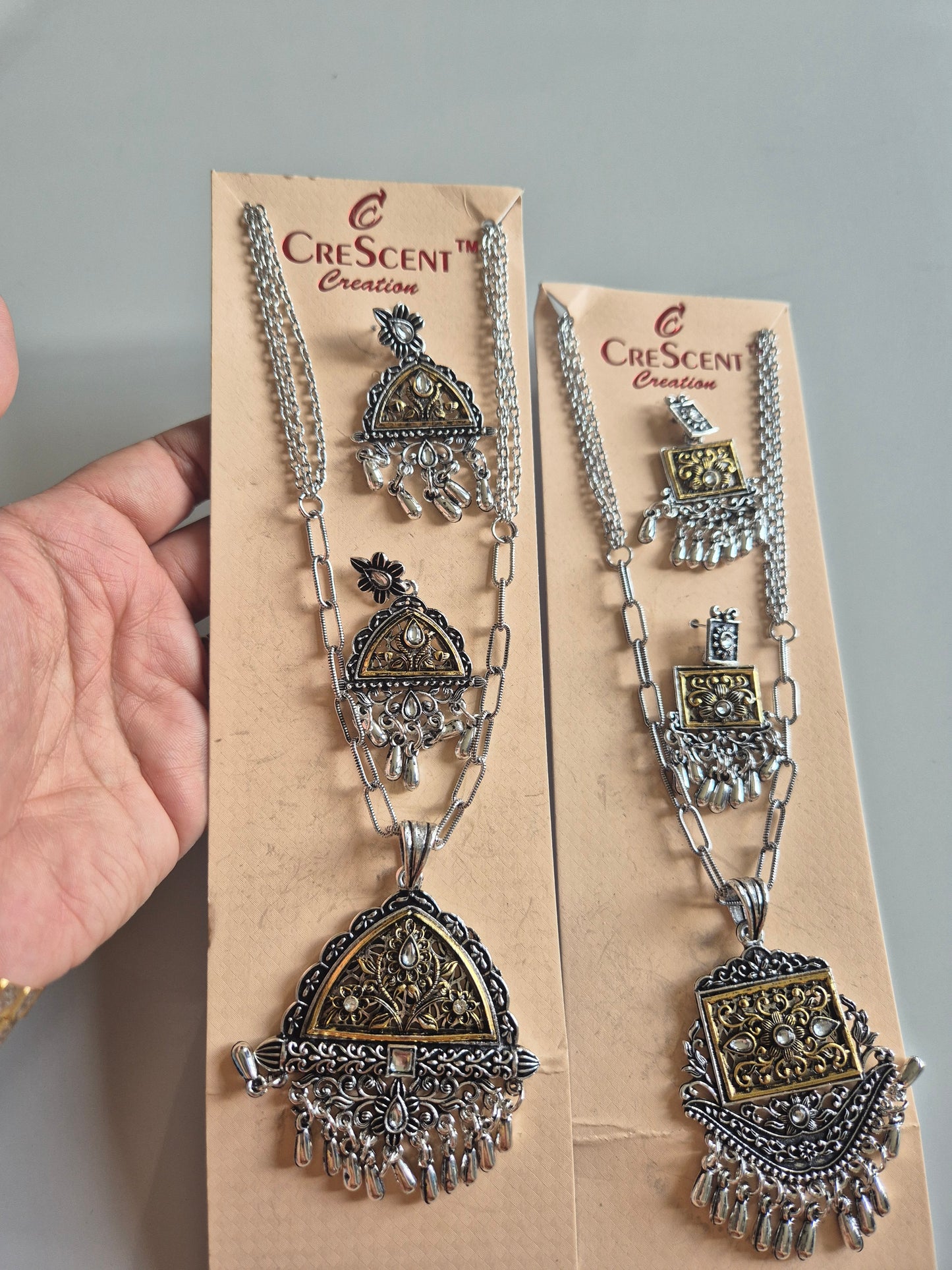 Dual tone necklace