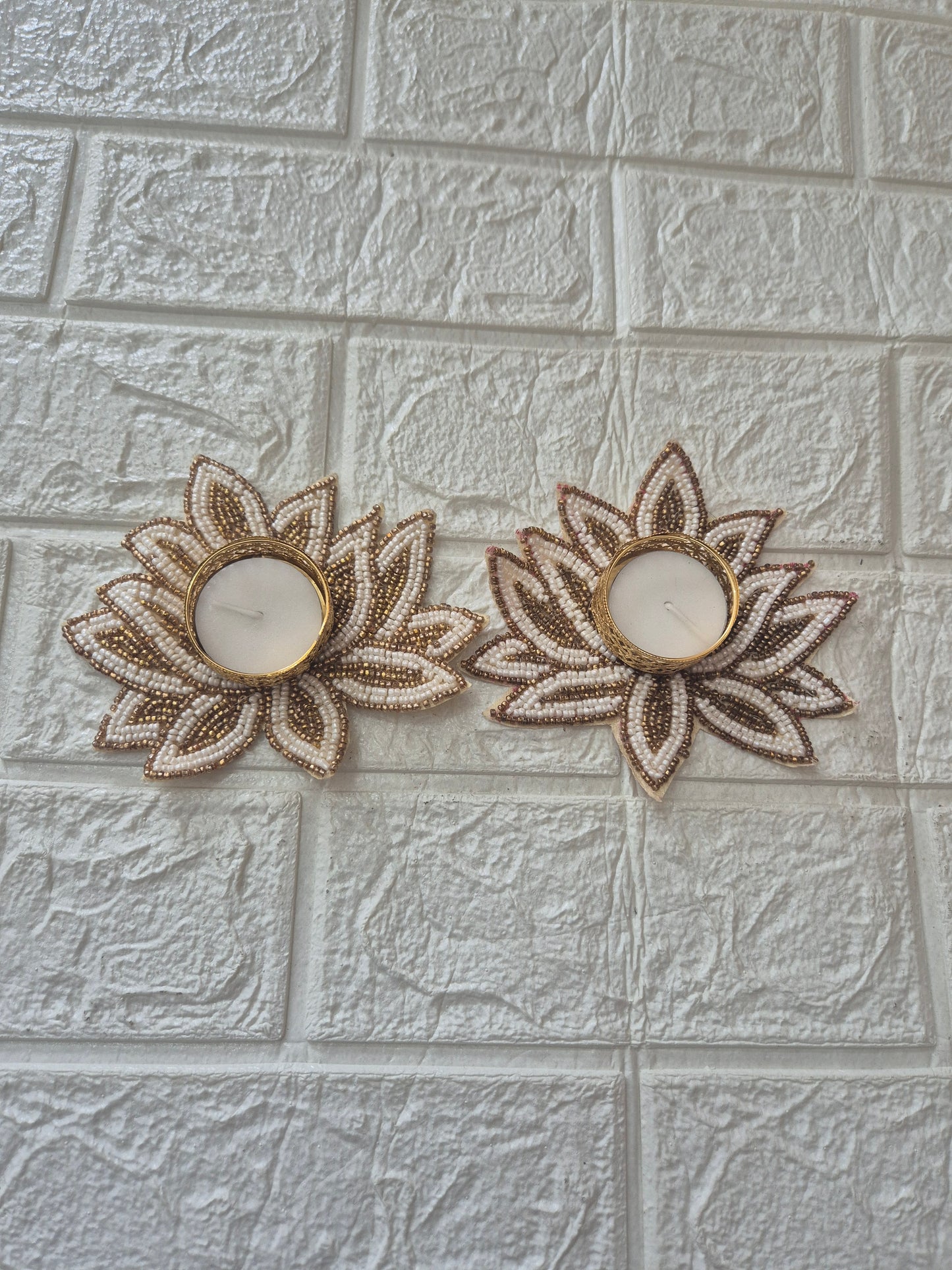 Lotus white tealight