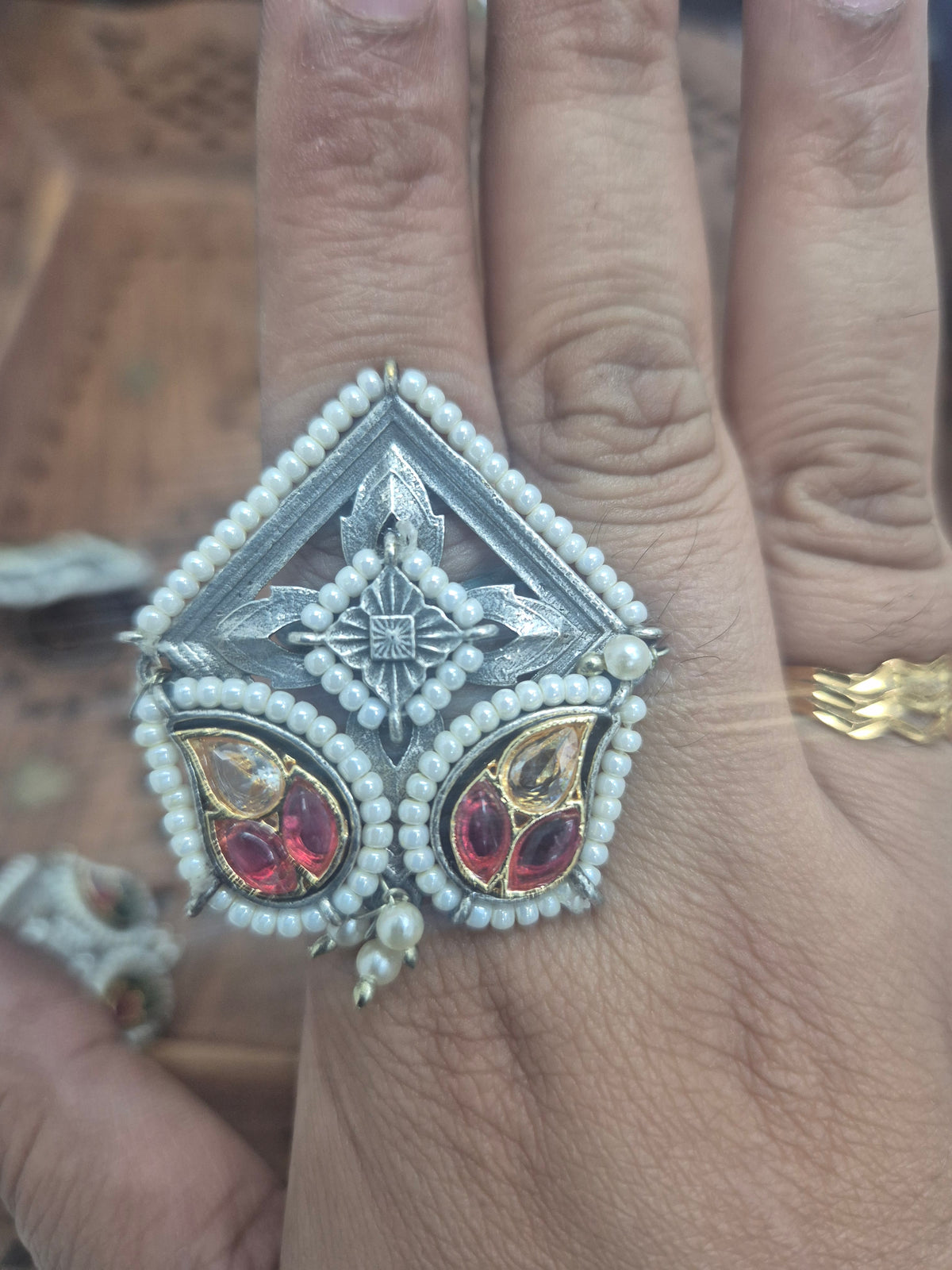 Dual tone ring