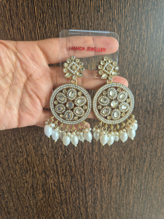 Stone earings