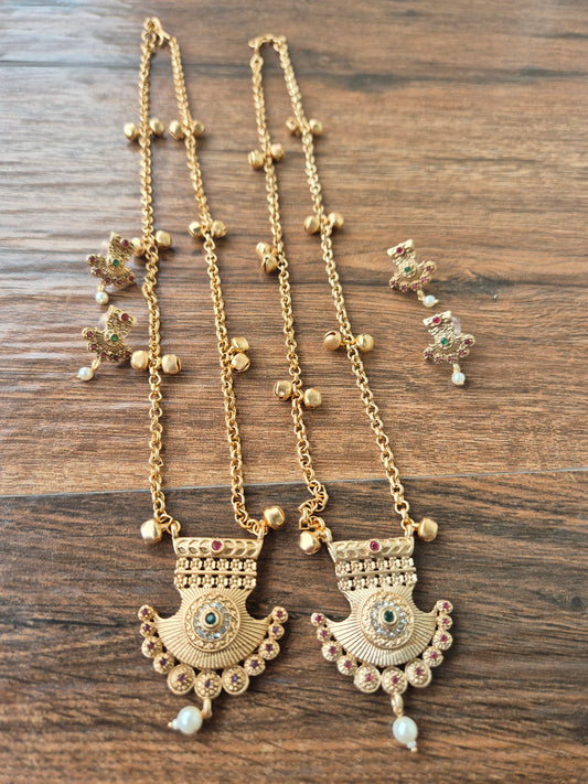Brassgold necklace