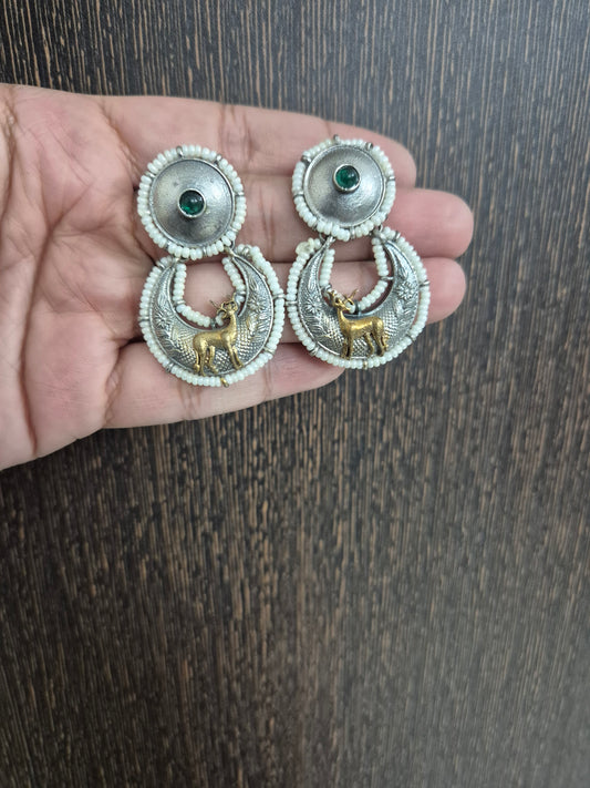 Deer replica stud earings - Green