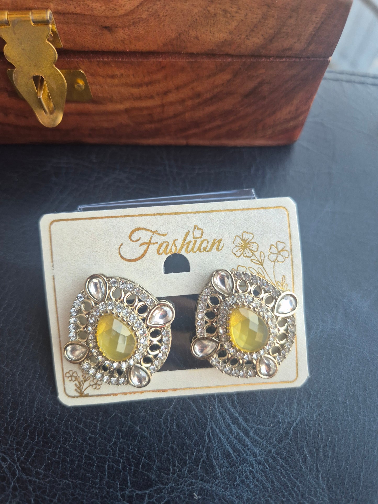 Stud earings