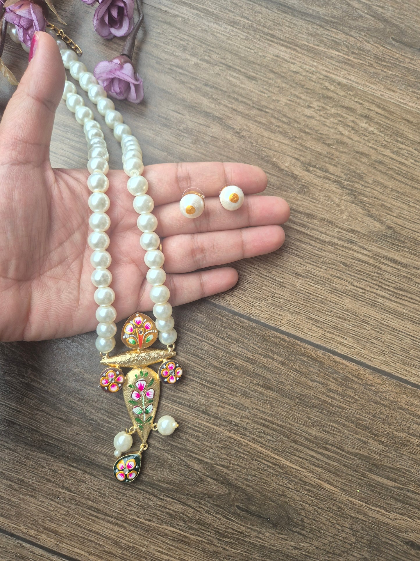 Phool-Kari Moti Mala