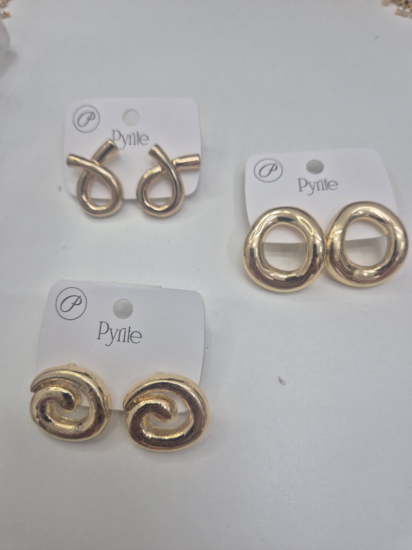 Stud earings