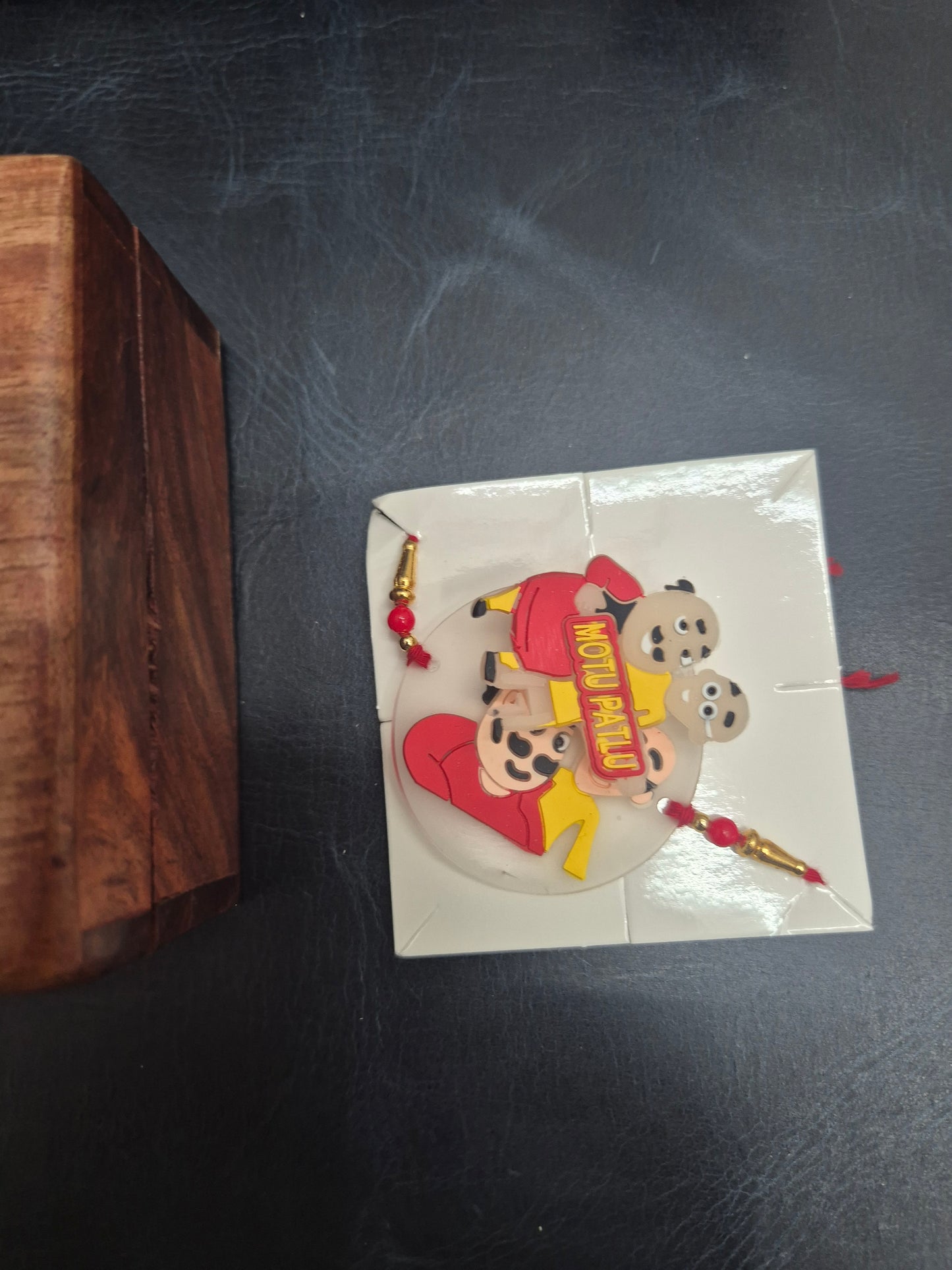 Kids rakhi spinner